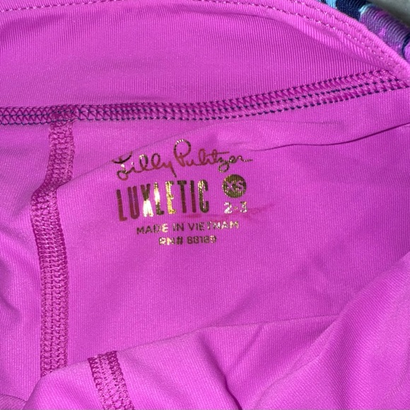 Lilly Pulitzer Luxletic skort w/ navy and pink floral print, size 2/3, EUC - Picture 3 of 4